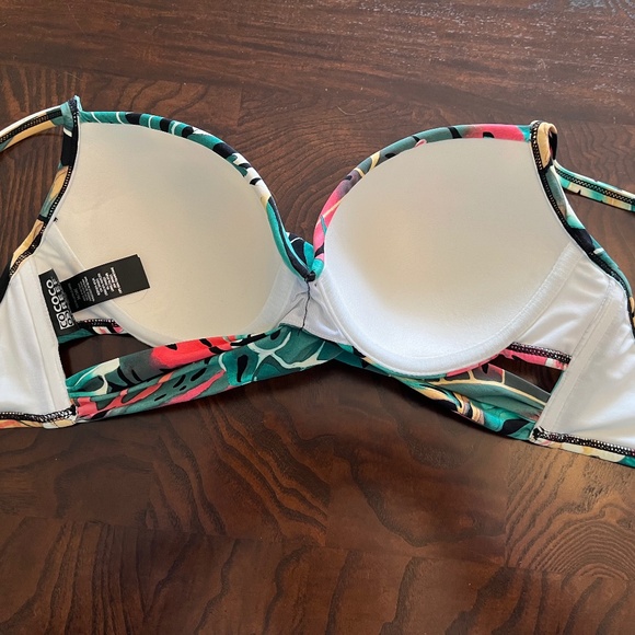 Coco Reef Tropical Print Bikini Top - Picture 6 of 10